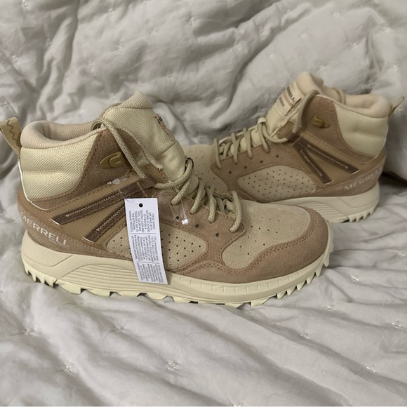 Merrell Tan and Cream Outdoor Boots - Picture 1 of 7